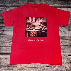 Mulatto Queen Of Da Souf Graphic T-Shirt  Adult Size Large Red NEW
